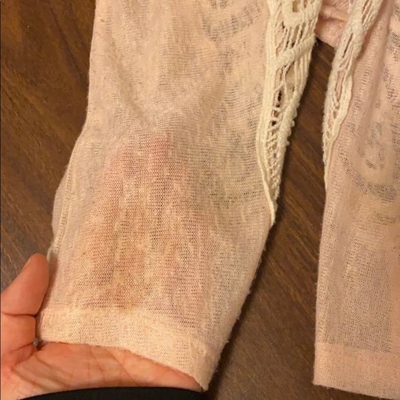 Crochet 3/4 sleeve top - Picture 4 of 5